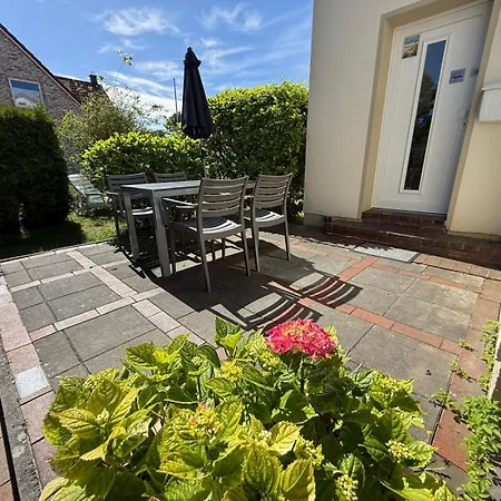 Apartmán Meike 2 - Ebenerdige Mit Terrasse Und Kleinem Garten Wangerooge